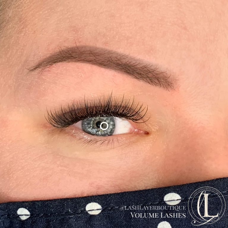 Volume Eyelash extensions on blue eyes in Pickering